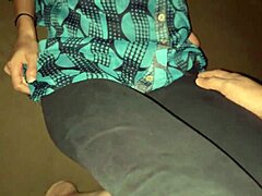 Virgin indian village girl gets wet creampie