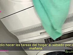 Hermanastra atascada en el lavado - subtitulado español