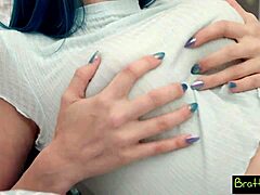 Unwrapping Busty Stepsister Jewelz Blu On Christmas Morning For Family Taboo With Big Cock Sucking And Fucking!