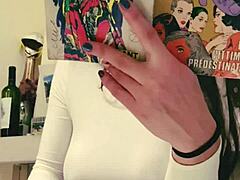 Girlfriend Forgot Wearing Bra During a Party with Friends and Natural Tits Exposed