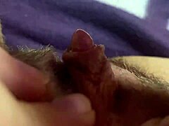 whoa huge clit throbbing to massive orgasm 😱💦