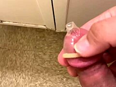 masturbating hard with a condom till i explode 💦😩🔥
