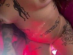 brazilian beauty spreads huge pink pussy wide on webcam