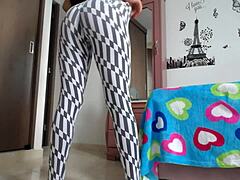 imagine this big ass shaking in leggings during bodyweight squats at the gym