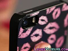 Hej, femdom voyeur laska upokarza wielkimi cyckami i balonami