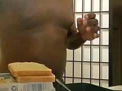 llamasr cooks bananas in kitchen after dark