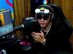 didy reis flashes her tattooed tits during dirty podcast interview 😈🍒