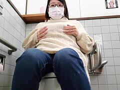 Aika Frau Secretly Masturbates Big Tits in Wedding Toilet Full Movie