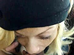 sucking side dick while chatting with my nigga on phone 📱🍆