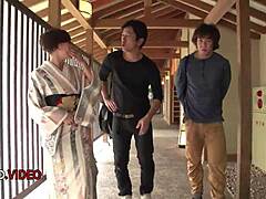 Aoi mizuno's seductive outdoor blowjob got me so hot n passionate!!