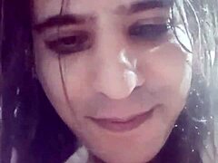 whoa, this retro blue film tutorial shows exactly how to suck him off till he explodes...