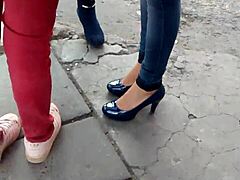 하이힐 신은 섹시 공주 몸매 제대로 숭배받는 거 보고 싶어?