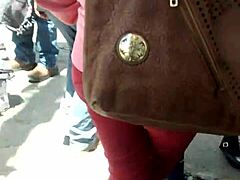 하이힐 신은 섹시 공주 몸매 제대로 숭배받는 거 보고 싶어?