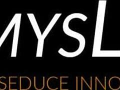 Milf seduces stepdaughter for taboo lesbian rimjob sofa sex