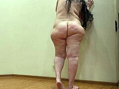 plump milf's fat ass stretched wide by deep anal pounding