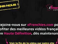 妻が旦那のビンビンチンポを親密にシゴきフェラ！