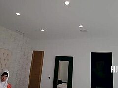 Repressed Arab Muslim Housewife Begs Handyman Cock Reveal Cowgirl Ride