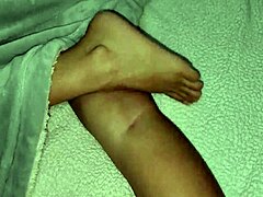 Así De Fácil Mi Cuñada Se Pone Para Creampie En Su Coño Peludo