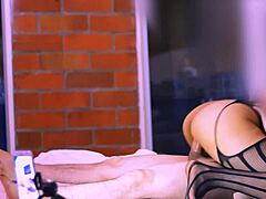 oh man my shy petite cuñada orgasms tight with college stud