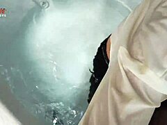 The Client Makes Receptionist Bathe Then Suck Cock In Heels For Cumshot!