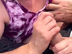 wanna see nicebigddd milf suck cock outdoors till cumshot?