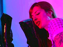 it's crystal clear you crave sucking my toes most