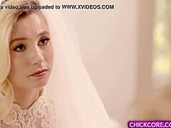 Horny young bride carolina sweets tribs and licks grandma julia ann's big tits relentlessly