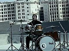 Finger Eleven's Paralyzer inspires smooth rhythmic finger play