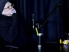 safada strips sensual, flaunts tits, spills trans virgin story on sheer red