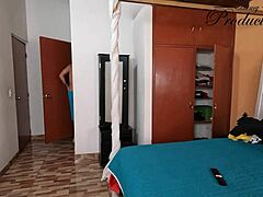 roommate sucks huge cock after naked pic tease 💦🍆