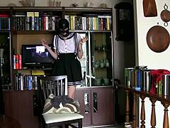 Stepdaughter feeds old man her pussy in domination fetish play