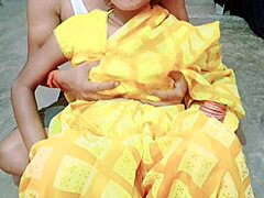 Desi bhabhi teases devar with intriguing indian licks.