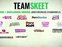 Real stepdaughter strips thong for sneaky cash sex ride