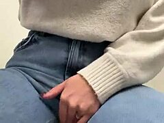 she sneaks a QUICK ORGASM in the doctor's office