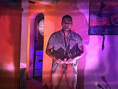 yo watch this sexy muscular bodybuilder stroke huge cock slow and hard