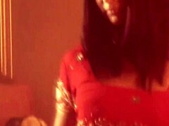 Exotic oriental babe shakes her sexy teasing belly dance so hot!