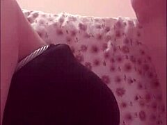 Maitresse Kantalis humiliates chained slave with dirty defilement