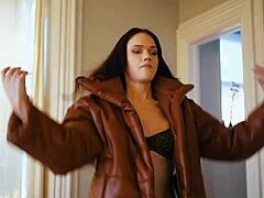 Watch this webcam slut finger herself to massive explosion!