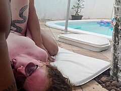 levei minha mulher pra casa do amigo pra gente fuder ela juntos com rola grossa 😈💦 ela gozou litros!!