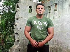 Yuri Gaúcho Jerks Massive Hairy Cock Relieving Intense Urge