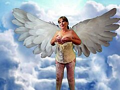 Fat Granny In Gloves Deepthroats Mature Cock POV With Close-Up Sucking Licks