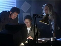 wanna fuck this sexy blonde milf doggystyle till she cums?