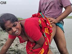 bangladeshi bowdi hangs out with boyfriend in open spot