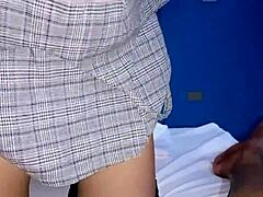 Pinay College Cutie Seduces Foreman with Deepthroat and Pussy Lick!