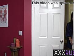 horny milf masseuse rayveness with big tits blows stranger 🍑💦😏