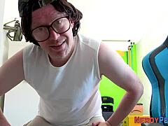 yo leeds nerd, you fingerbanging that skinny brit so hard already