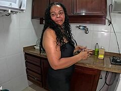 patrão barebacks bianca beatriz's juicy brazilian maid ass creampie style