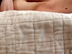 stepmom in lingerie with perfect abs seduces young stud for rough doggystyle while hubby's gone 😈🍆🔥