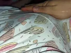 xxx desi video casero con mi hermanastra me enseña su coño lo tiene muy abultado es sorprendente se me hace agua la boca