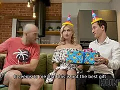 HUNT4K FOR CASH LUCKY GUY FUCKS BLONDE IN FRONT OF BF